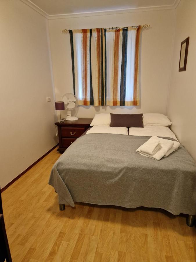 Husid Guesthouse เรย์คอลท์ ภายนอก รูปภาพ